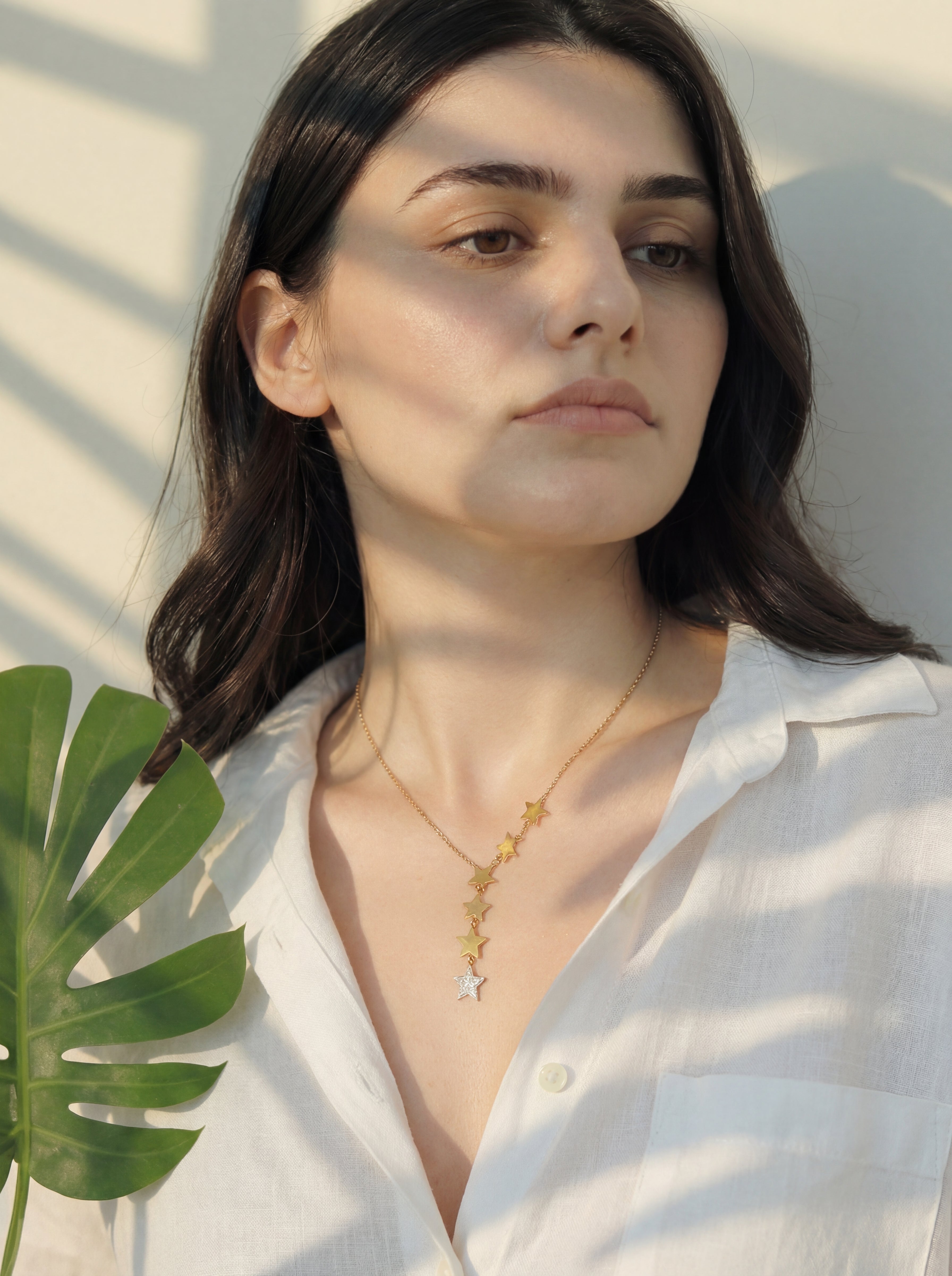 Halskette mit kaskadierenden Sternen, 18 Karat vergoldet – Edelstahl 304