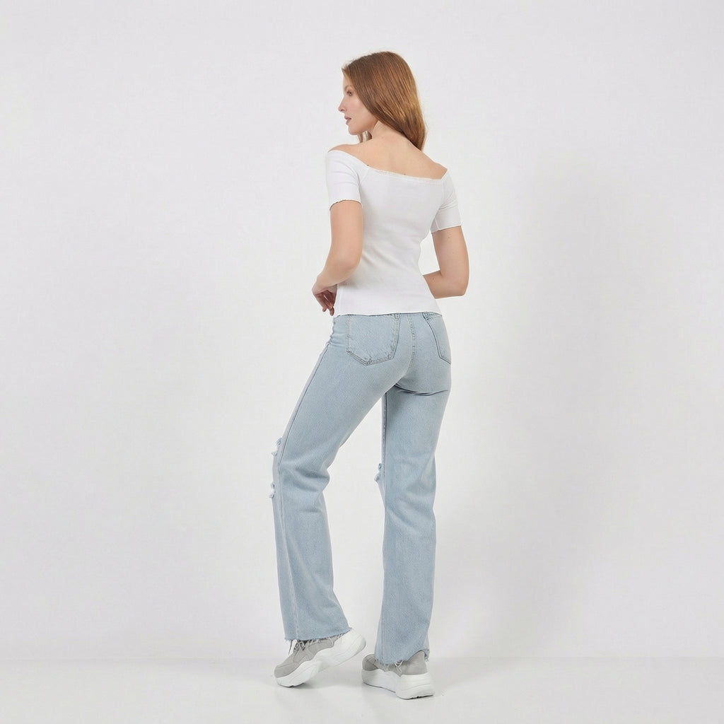 Ribbet Carmen-krage off-the-shoulder crop bluse i hvid